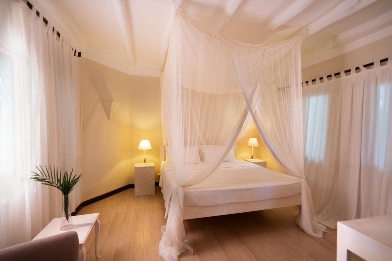 Lion In The Sun Billionaire Retreat 5*