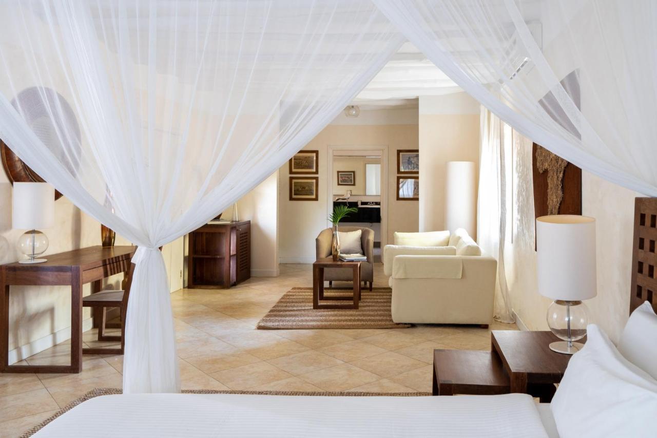 Lion In The Sun Boutique & Hotel 5*